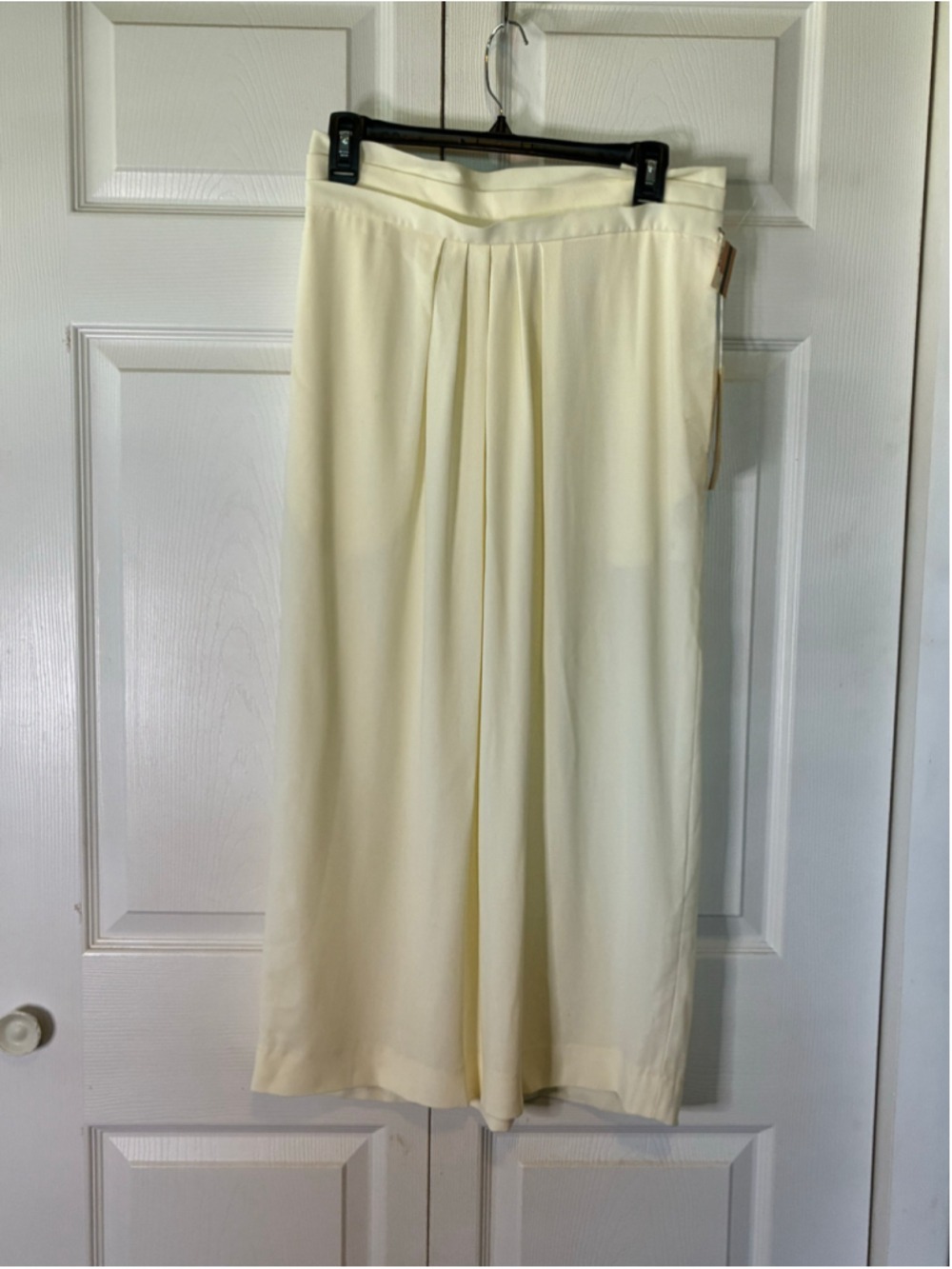 Women's Perry Ellis Pleated Skirt, Size 14, Beige - Picture 2 of 7